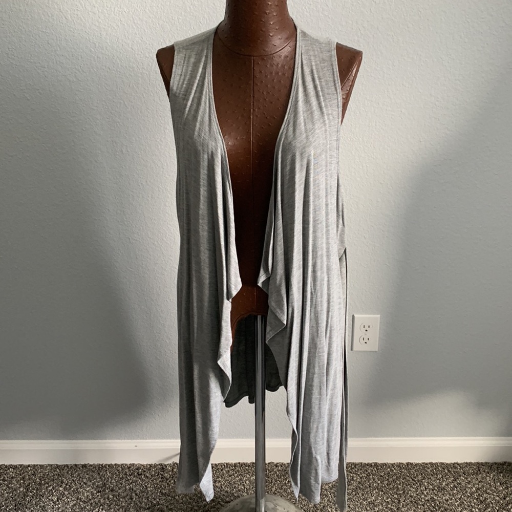 H.I.P. Vest - Picture 2 of 6